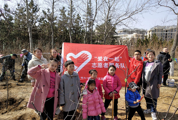 當(dāng)雷鋒月和植樹節(jié)相遇——相約春天，播種綠色，志愿精神薪火傳